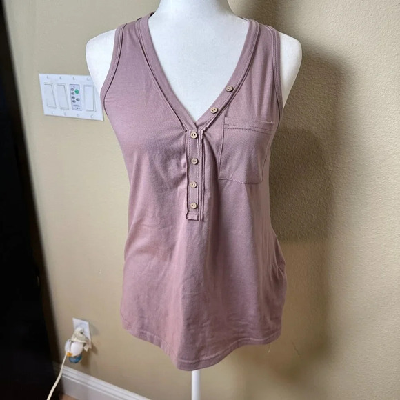 NWT Emery Rose Boutique Button Placard Blush Tank Top - size small - Picture 2 of 9